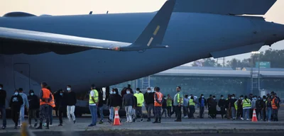 ICE and CBP Deport Nearly 350,000 Immigrants in 2025 Surge