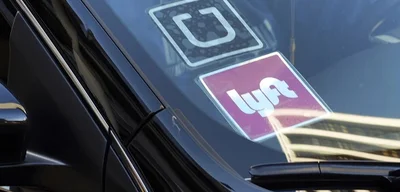 California Grants Uber, Lyft Drivers Right to Unionize Amid Insurance Cuts