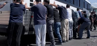 ICE Raid on Hyundai Plant in Georgia Sparks Fears for Investment