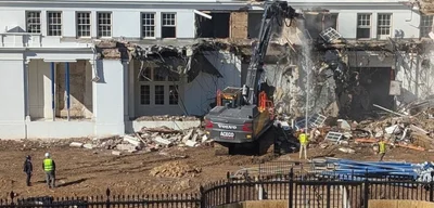 White House begins demolishing East Wing for $250M ballroom project