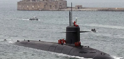 French Navy opens fire on five drones over Île Longue Submarine Base