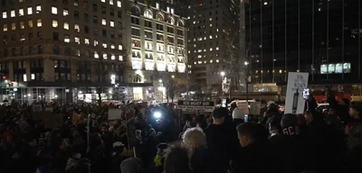 Protesters in New York City call for DHS Secretary Kristi Noem to be hanged