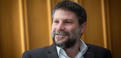 Israeli Finance Minister Claims IDF Chief Supports Annexation of Gaza Border for Security