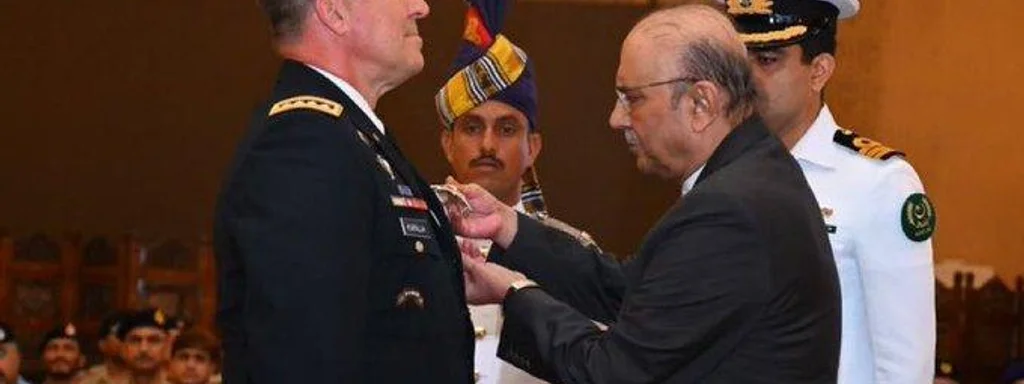 U.S. CENTCOM Chief General Kurilla Receives Pakistan's Nishan-e-Imtiaz for Military Collaboration
