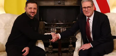 UK Prime Minister Keir Starmer Welcomes President Zelensky, Strengthening Ukraine's Support