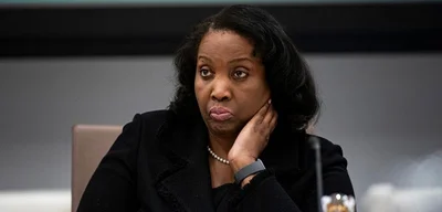 Breaking: Justice Dept. Demands Fed Chair Powell Oust Governor Cook Amid Mortgage Fraud Allegations