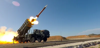 Trump Halts Key Arms Shipments to Ukraine, Alarmed by Stockpiles