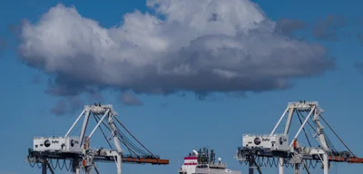 U.S. Ends $800 Tariff Exemption: All Imports Face New Duties