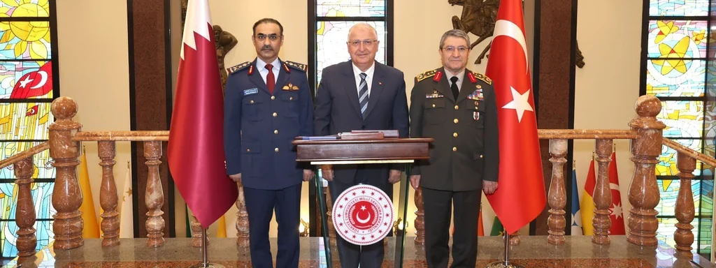 Turkish and Qatari Defense Leaders Meet to Strengthen Military Ties