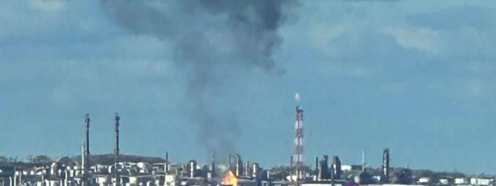 Featured image for: Ukrainian Drone Strike Ignites Major Explosion at Russian Oil Refinery Ukrainian Drone Strike Ignites Major Explosion at Russian Oil Refinery