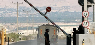 Netanyahu orders complete closure of Allenby Bridge crossing