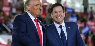 Trump warns Hamas of 'complete obliteration' if it does not cede power