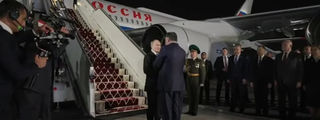 Vladimir Putin arrives in Dushanbe for three-day state visit