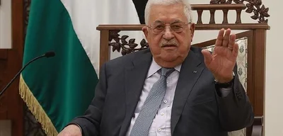 Mahmoud Abbas departs Ramallah for Sharm El-Sheikh summit in Egypt