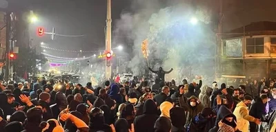 Iran security forces use live ammunition against protesters, 2,000 dead