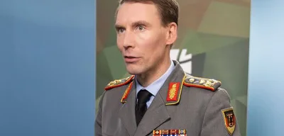 German General warns of Russia's drone capabilities, advocates for deep strikes