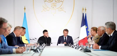 Macron Declares U.S. Commitment to Ukraine's Post-War Security