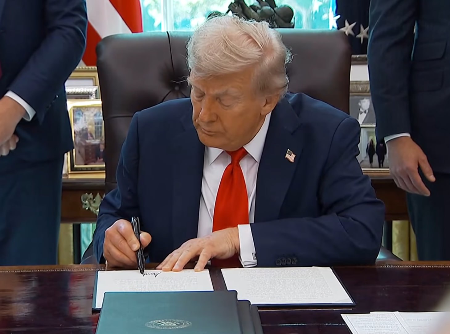 Trump Ends Cashless Bail Nationwide, Creates National Guard Unit