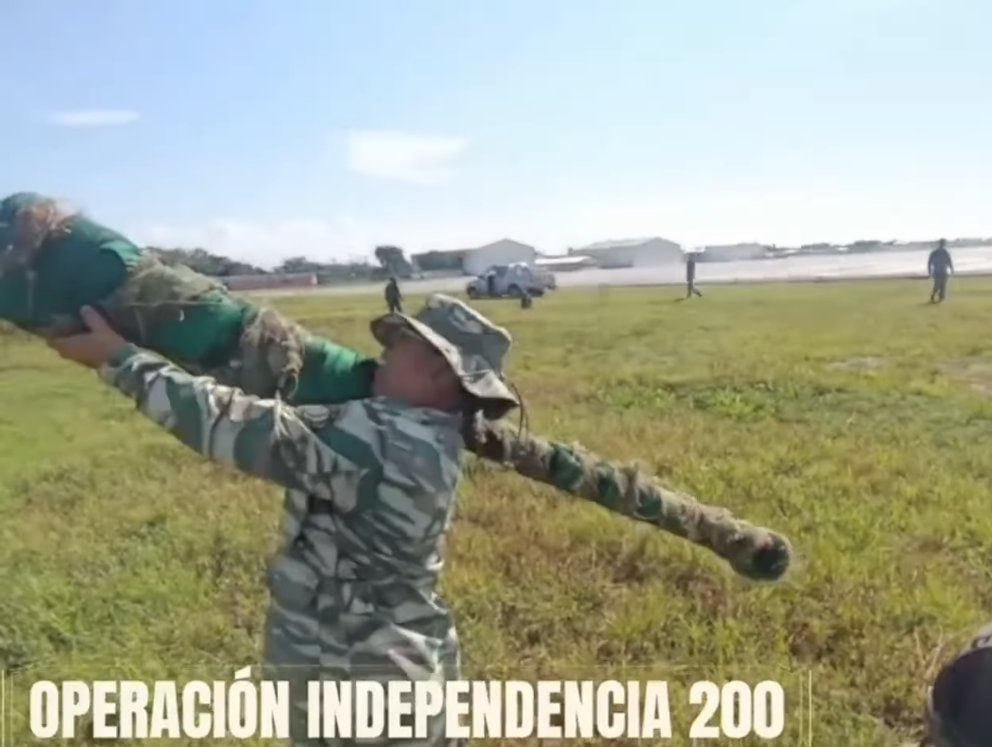 Venezuelan Army Deploys Troops to Secure Arturo Michelena Airport