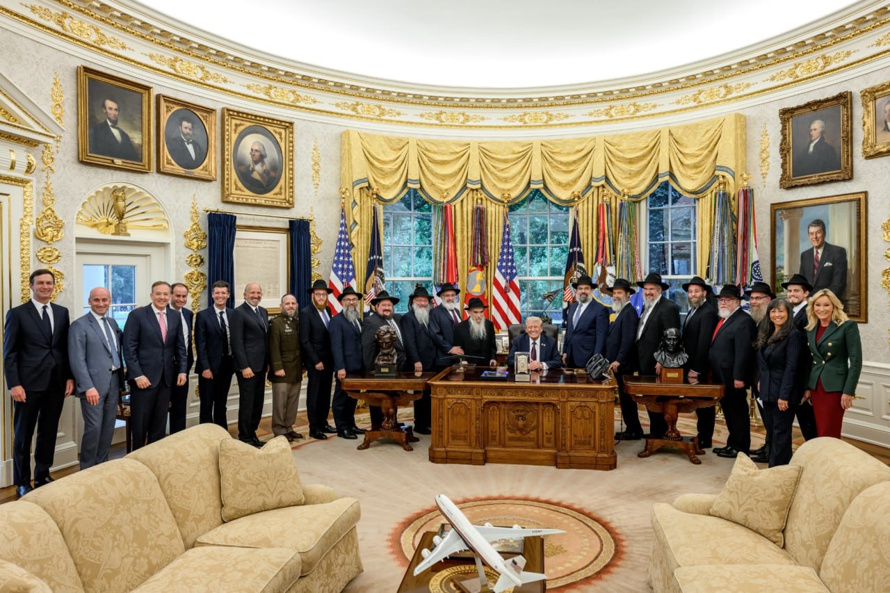 President Trump meets with Chabad-Lubavitch leaders for High Holidays