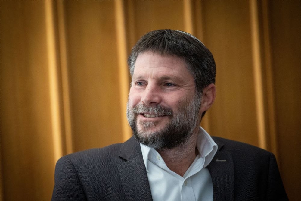 Israeli Finance Minister Claims IDF Chief Supports Annexation of Gaza Border for Security