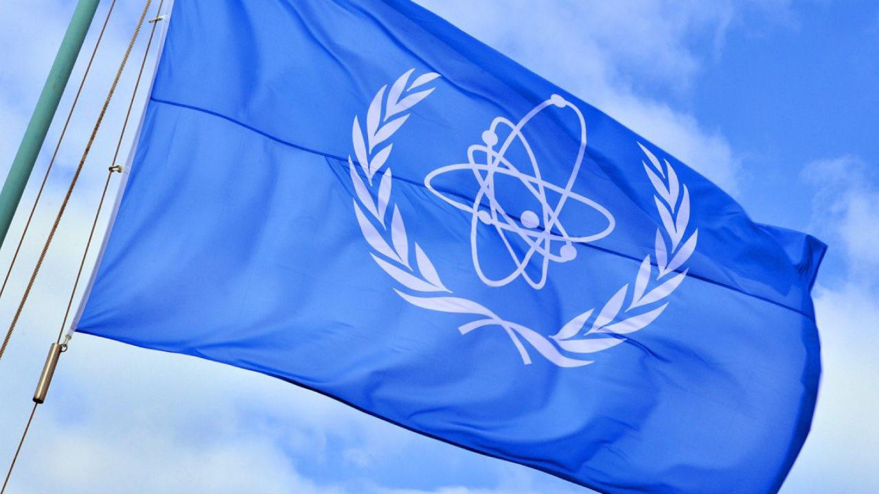 Explosions Rock Ukraine's Zaporizhzhya Nuclear Plant as IAEA Reports Attack Nearby