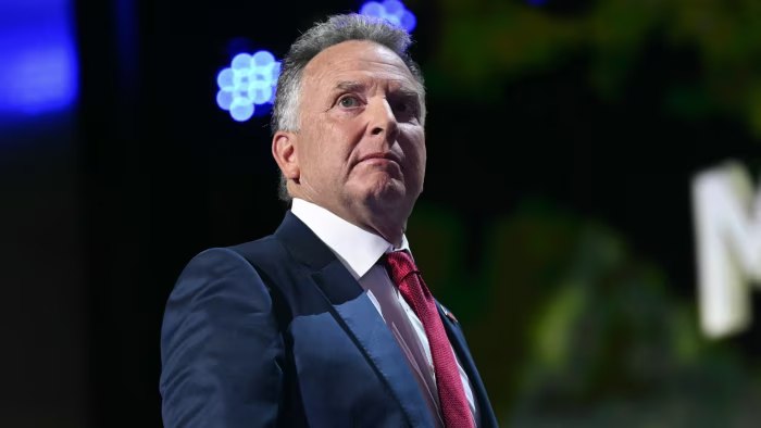 Trump's Envoy Steve Witkoff Heads to Moscow to Urge Urgent Ukraine Ceasefire Talks