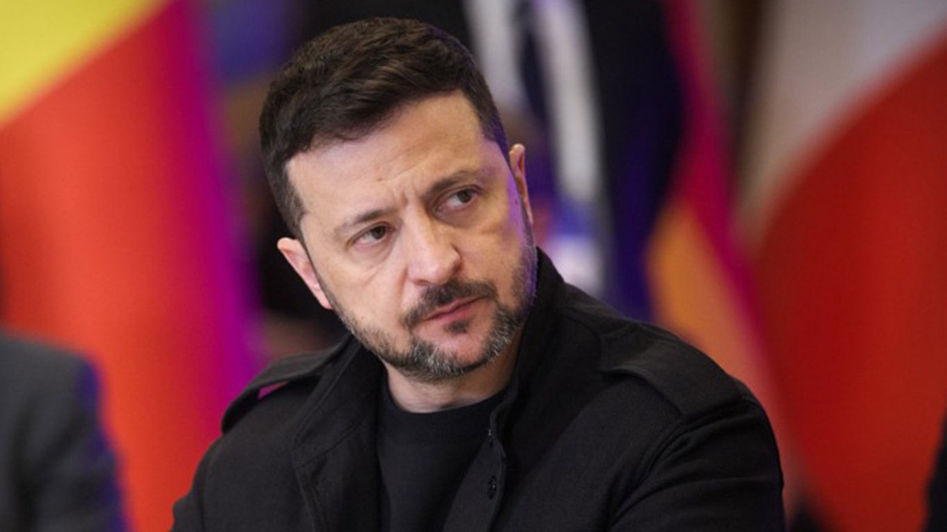 Zelensky Signals Hope for Ceasefire as Pressure Mounts on Putin to End War