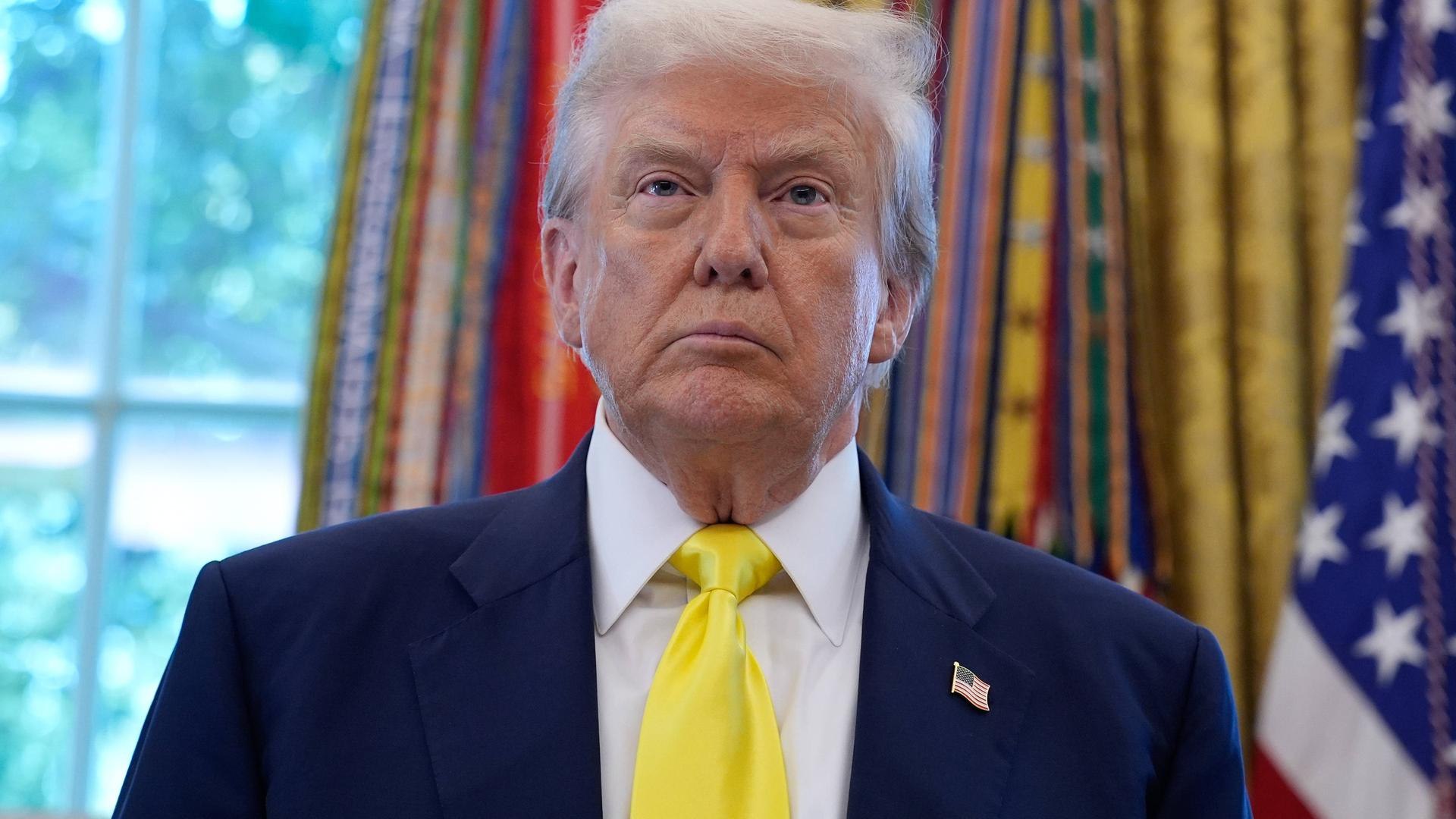 Trump Advocates Land Swaps for Ukraine-Russia Peace Ahead of Putin Summit
