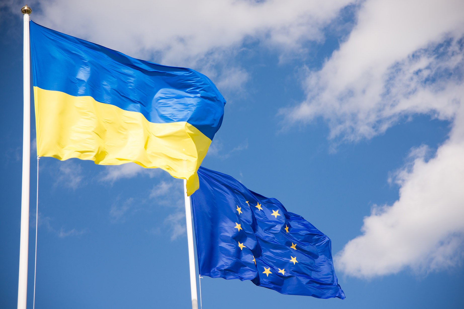 EU and UK Vow Unwavering Support for Ukraine, Seek Trilateral Summit with Trump