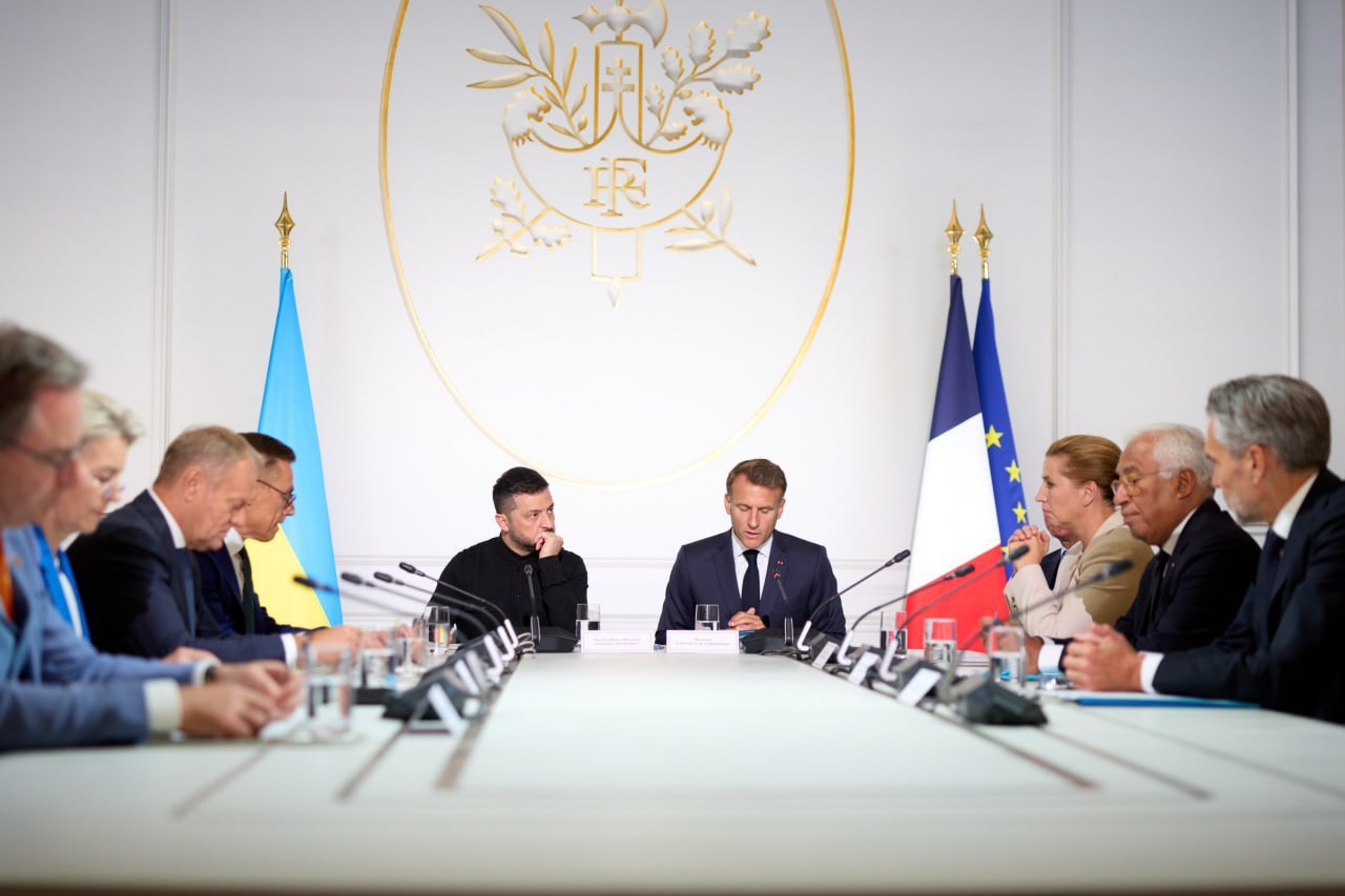 Macron Unveils U.S. Commitment to Security Guarantees for Ukraine