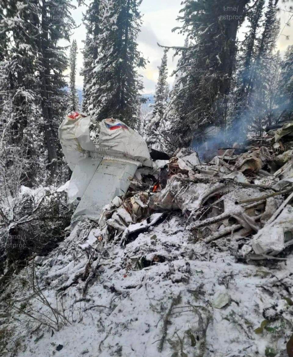 Antonov An-2 biplane crashes in Krasnoyarsk Krai; one dead, search ongoing