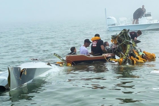 Five killed in crash of Mexican Navy plane in Galveston Bay, Texas