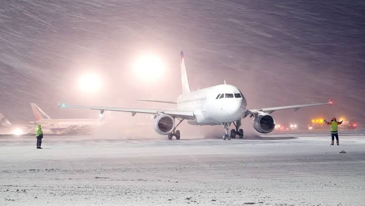 Over 1,600 flights canceled and 19,000 delayed due to snowfall in US