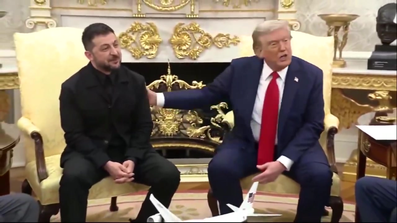[Video] Zelensky Impresses U.S. Press with Dapper Suit as Biden Joins Praise
