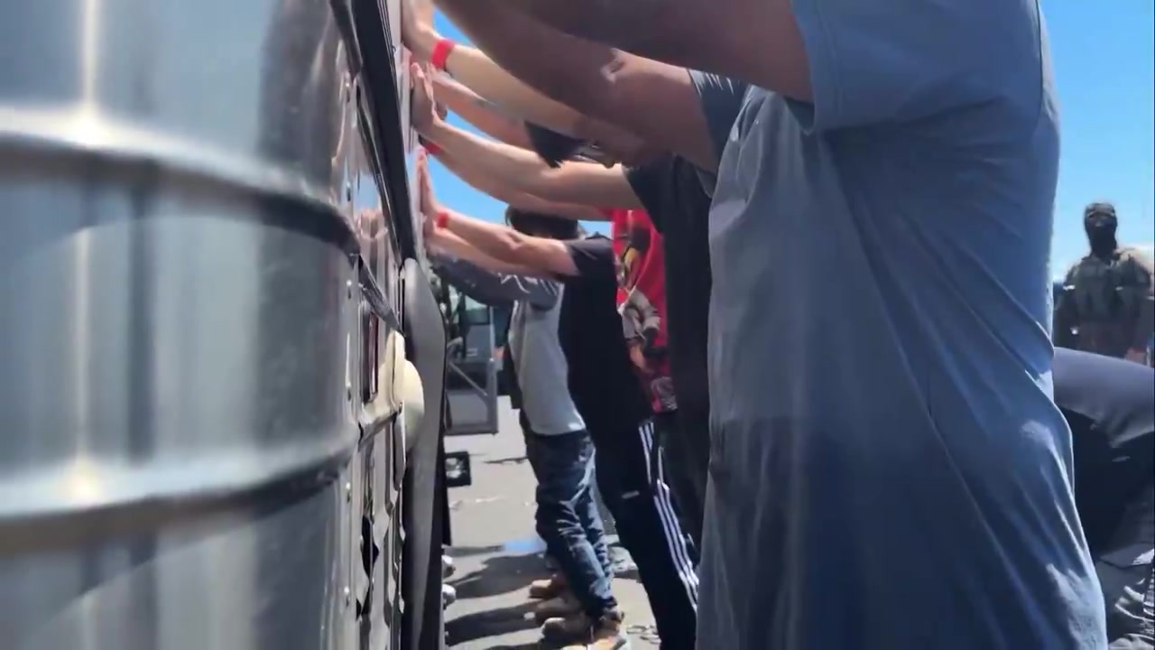 [Video] 300 South Korean Workers Detained, Hyundai Battery Plant's Future in Jeopardy