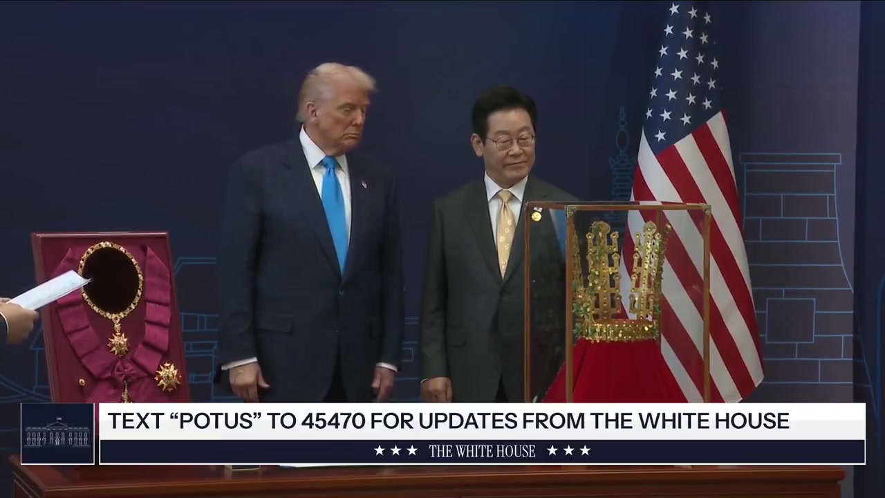 [Video] Trump awarded South Korea’s Grand Order of Mugunghwa at APEC Summit