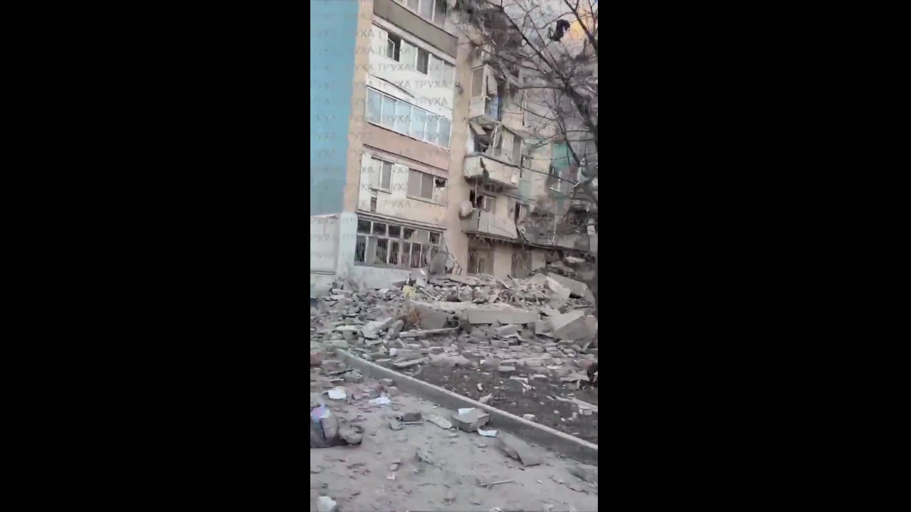 [Video] Russian missile strike kills at least 19 in Ternopil residential building