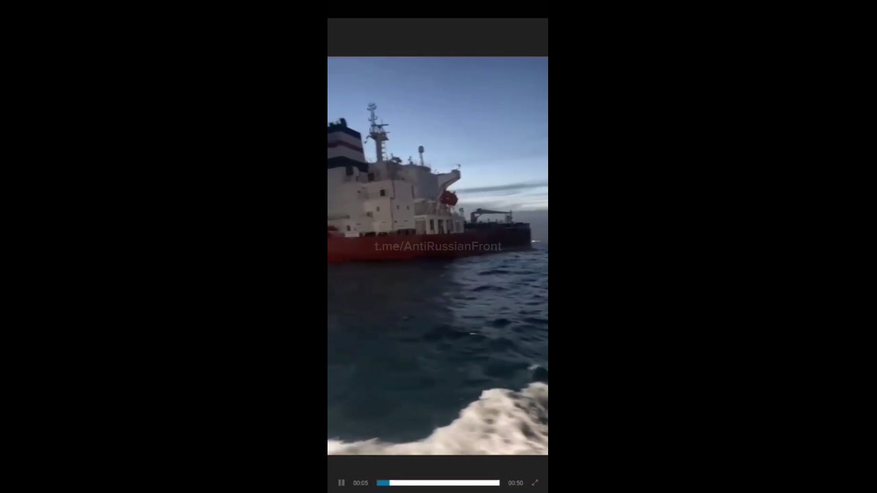 [Video] Panama-flagged tanker M/T Mersin sinking off Senegal coast after attack