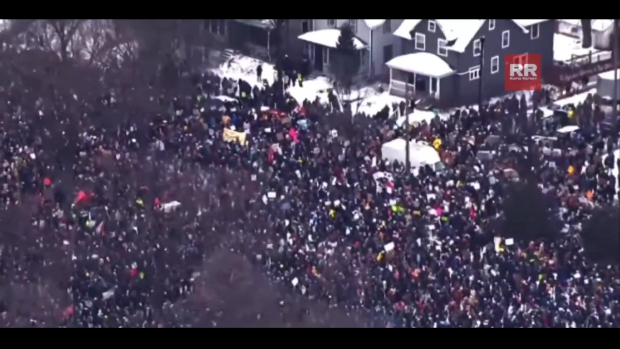 [Video] Massive anti-ICE crowd gathers in Minneapolis after Renee Nicole Good's death